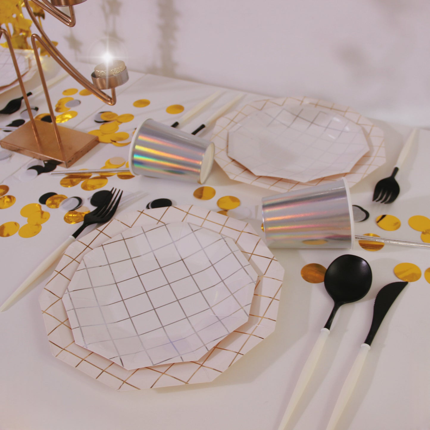 COUVERTS ÉLÉGANTS NOIR & BLANC - JEU DE 24 PIÈCES RÉUTILISABLES